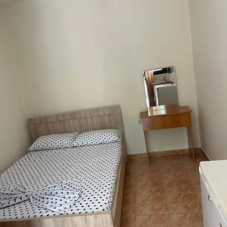 Aria Πανσιόν 3*